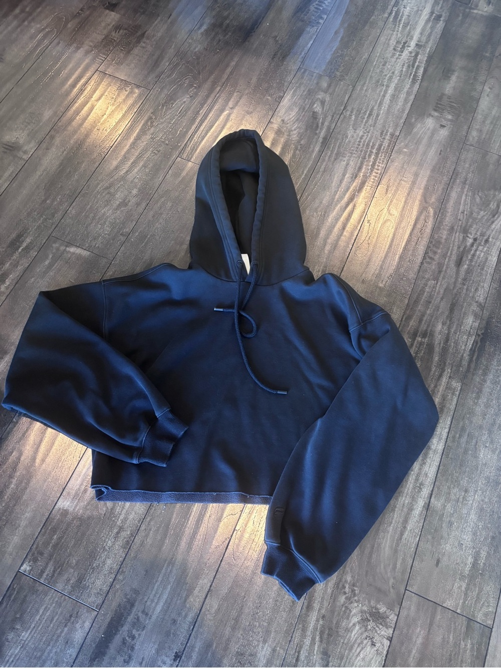 Fabletics Women’s Cropped Black Hoodie Sweater Sz Large